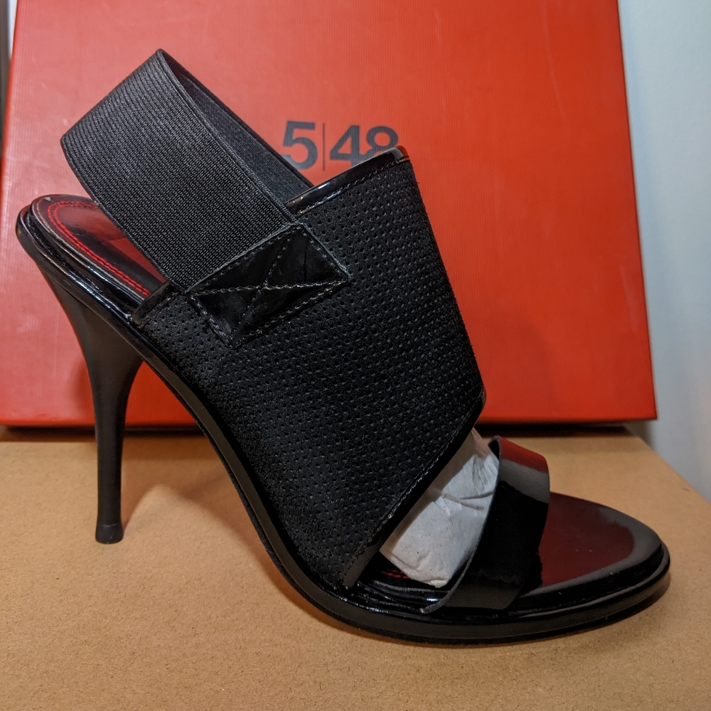 Selina 5/48 Saks Fifth Ave. Open Toe Heels Size 8